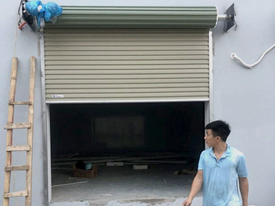 Cửa cuốn tấm liền 2